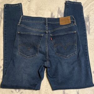 A66.   Levi's Women's Mile High Rise super skinny Jeans - Dark Blue size 27